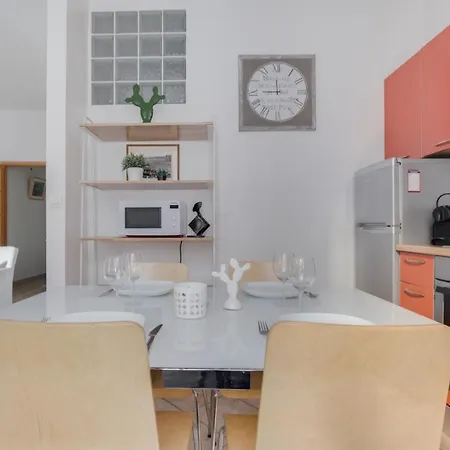 Daire Lovely Flat Vieil Antibes